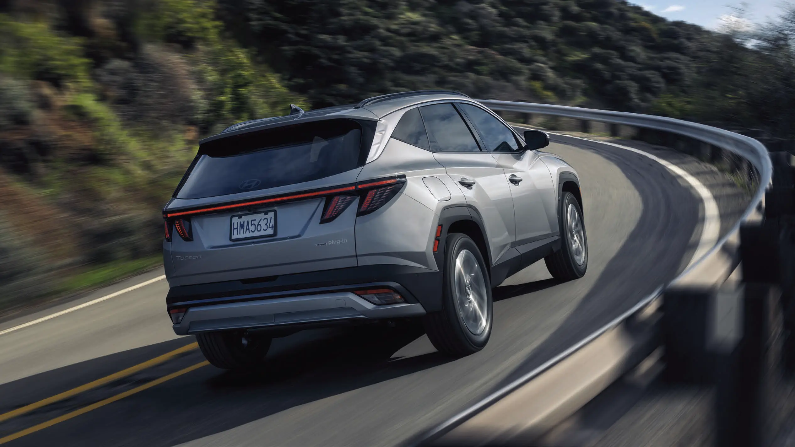 2026-hyundai-tucson-plug-in-hybrid-rear-car-back-catalogue