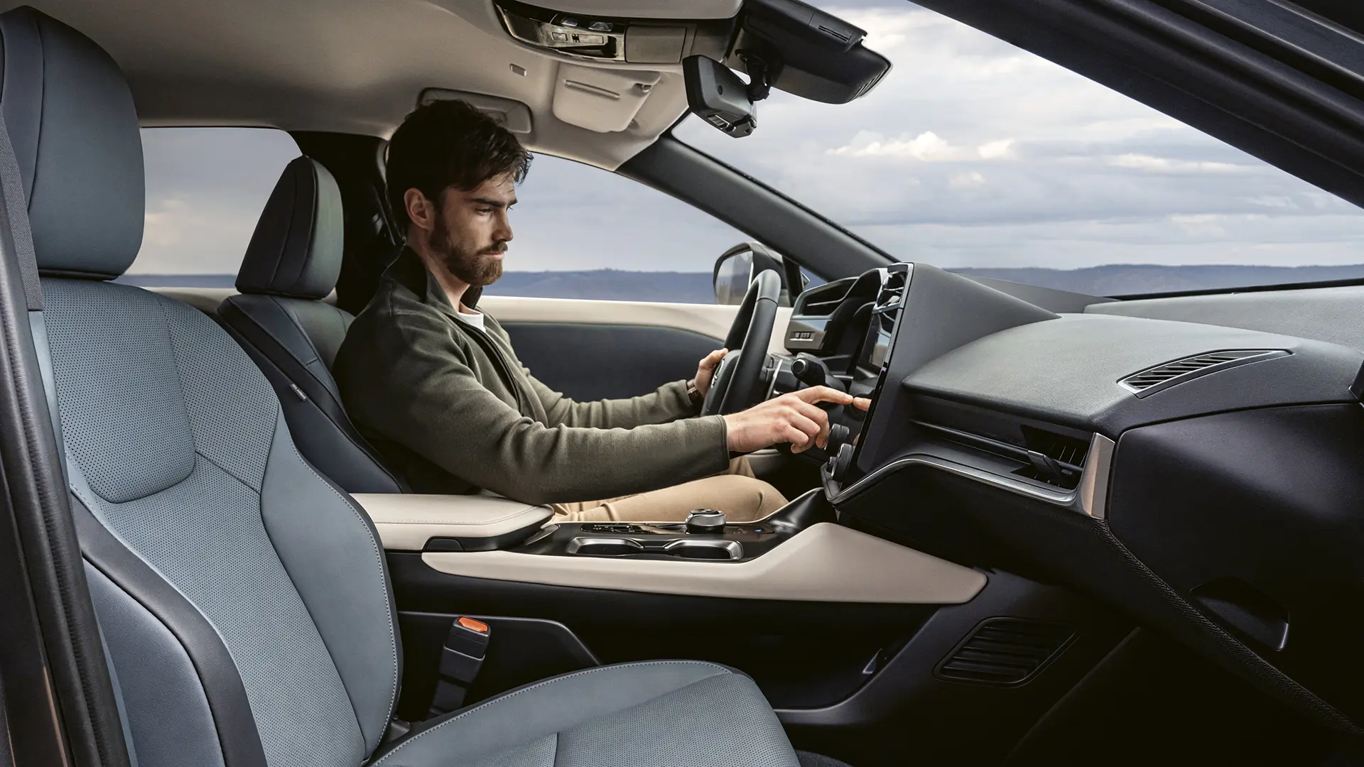 2023-lexus-rz-450e-technology-man-car-back-catalogue-1