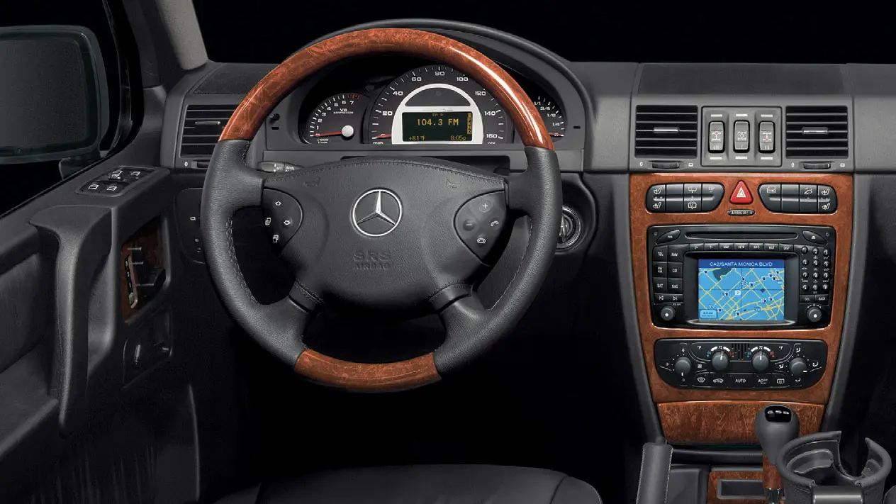 Mercedes-Benz G55 AMG Interior